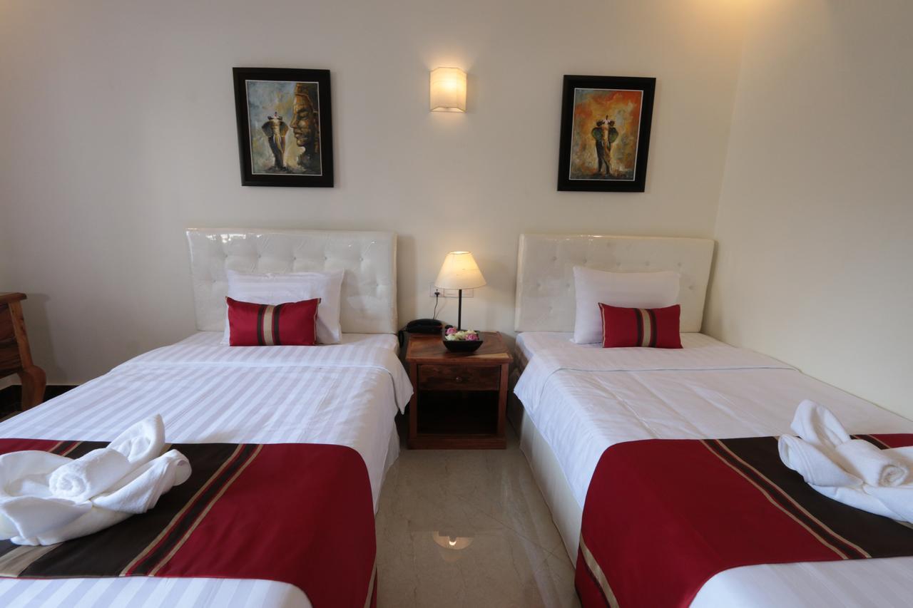 Corner9 Bassac Boutique Hotel Phnom Penh Exterior photo